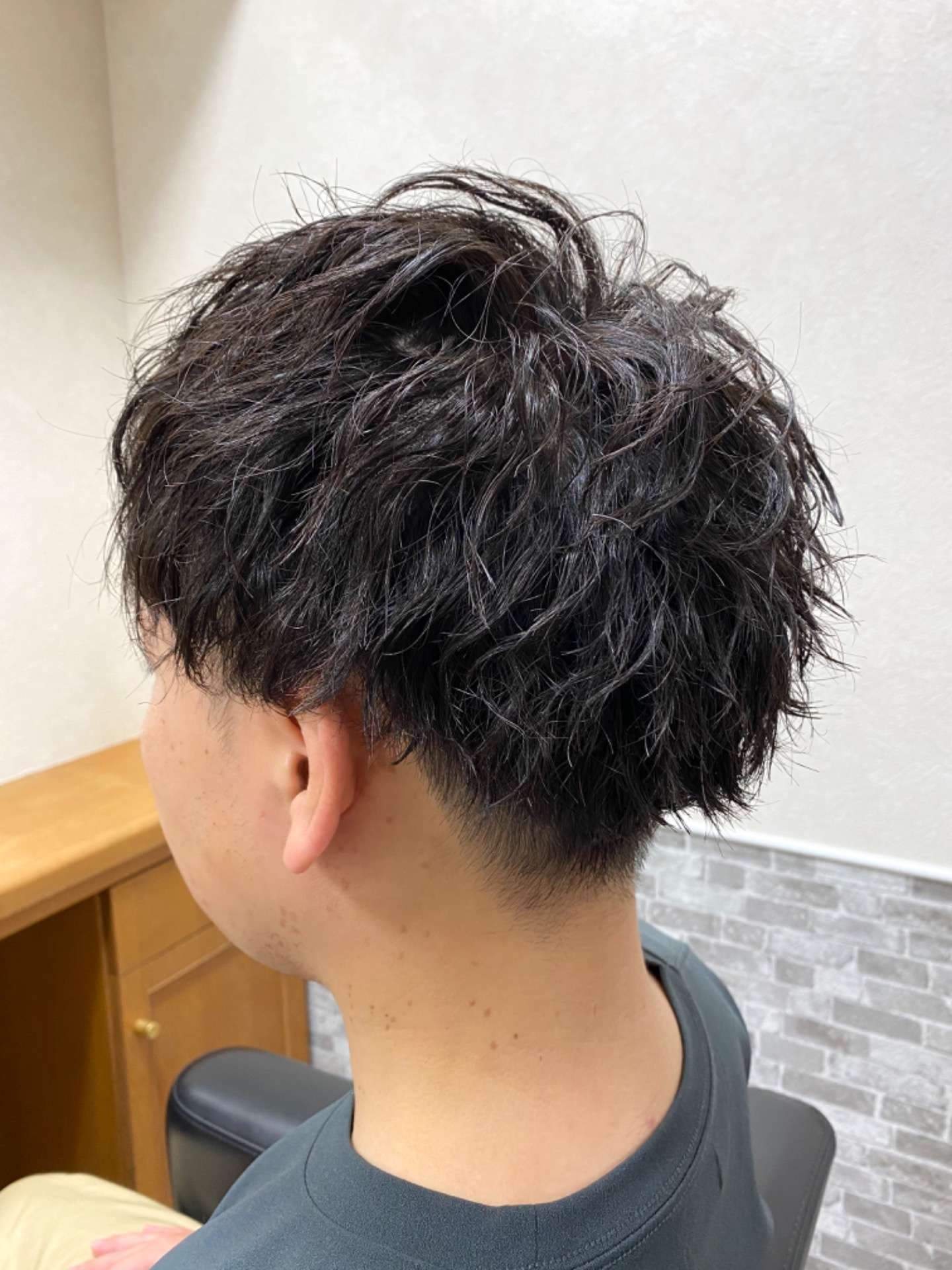 ツイストスパイラルパーマ、柔らかイメージ